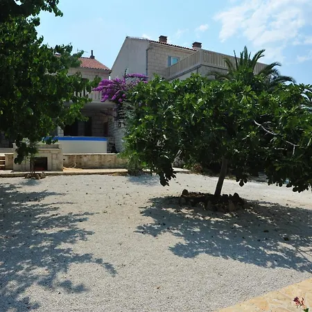 Seaside With A Swimming Pool Supetar, Brac - 11360 Supetar