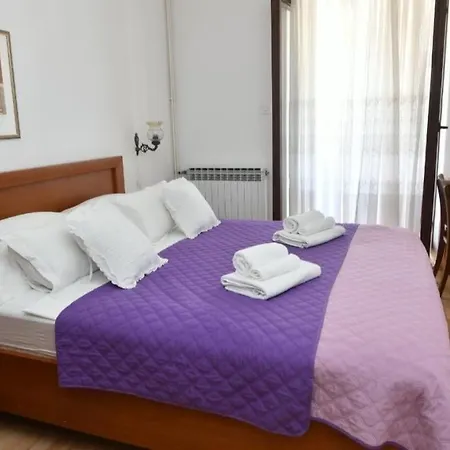 Seaside With A Swimming Pool Supetar, Brac - 11360 Апартаменти *