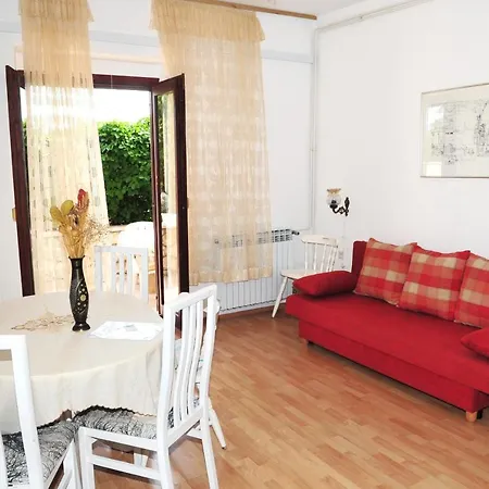Apartment Seaside With A Swimming Pool Supetar, Brac - 11360