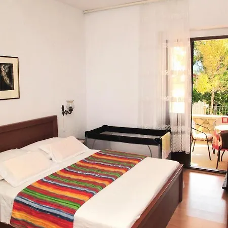 Apartment Seaside With A Swimming Pool Supetar, Brac - 11360