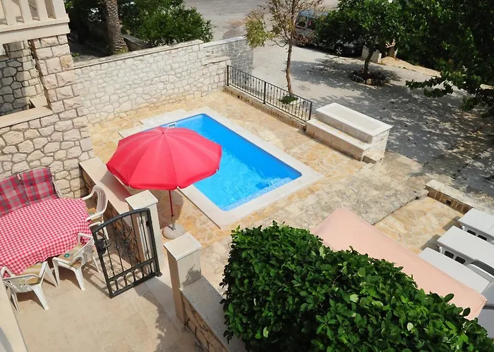 Apartamento Seaside With A Swimming Pool Supetar, Brac - 11360 Supetar