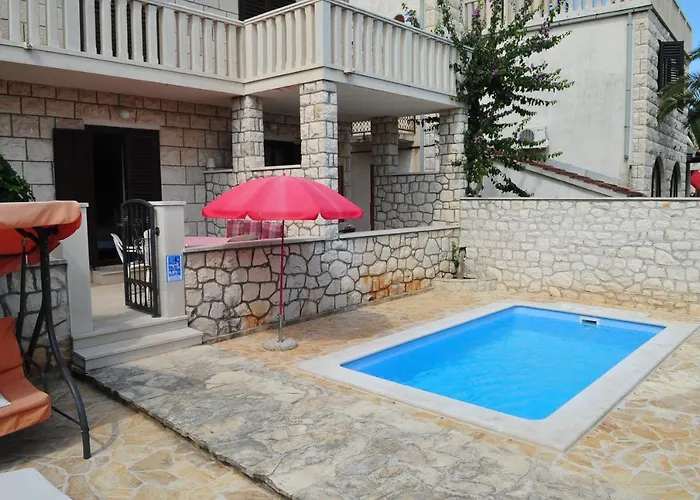 Seaside With A Swimming Pool Supetar, Brac - 11360 Apartamento Supetar
